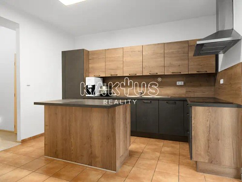 Prodaný dům 202 m², pozemek 296 m²
