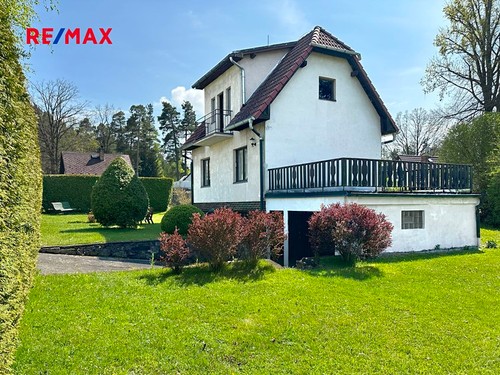 Prodaná chata 120 m², pozemek 953 m²