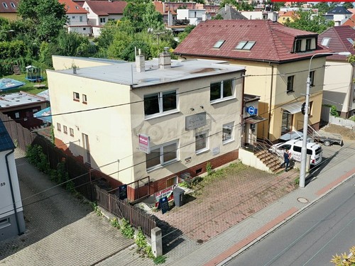 Prodaná vila 280 m², pozemek 743 m²