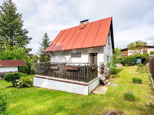 Prodaná chata 72 m², pozemek 1454 m²