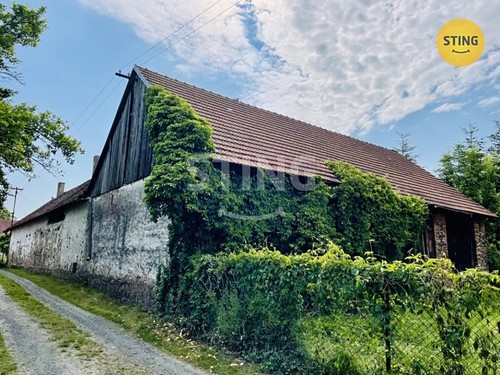 Prodaný dům 250 m², pozemek 975 m²