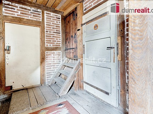 Prodaná chata 324 m², pozemek 1752 m²