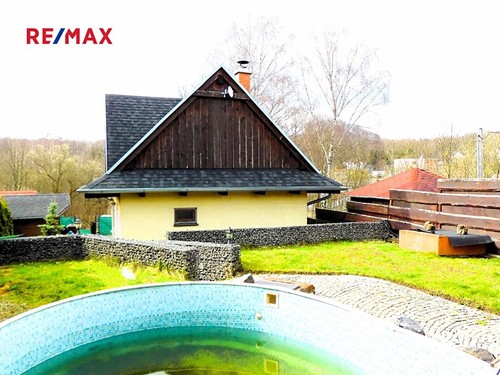 Prodaná chata 60 m², pozemek 309 m²
