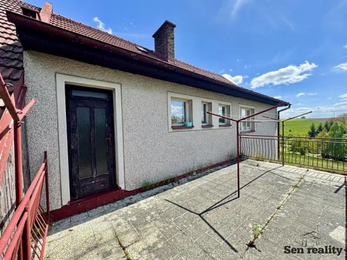 Prodej domu 230 m², pozemek 2755 m²