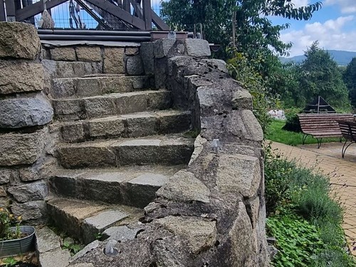 Prodaný dům 180 m², pozemek 8759 m²