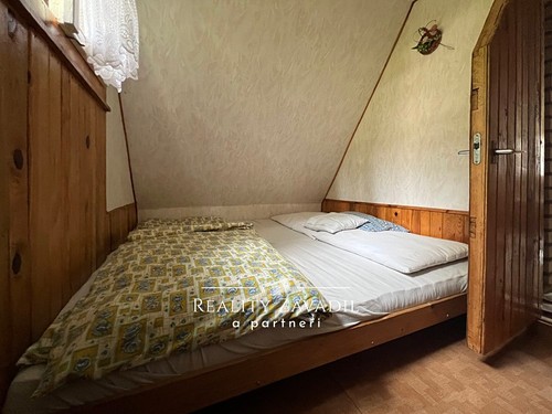Prodaná chata 25 m², pozemek 150 m²