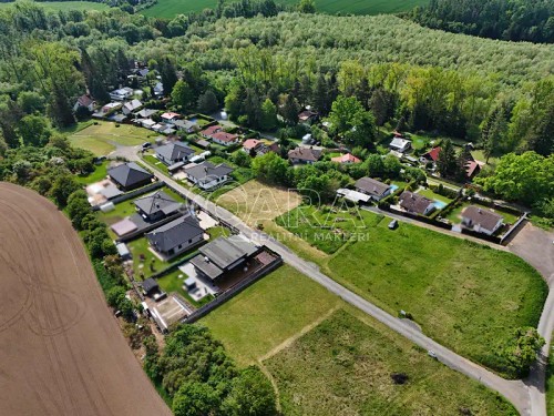 Prodej stavebního pozemku 795 m²