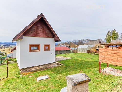 Prodaná chata 25 m², pozemek 398 m²