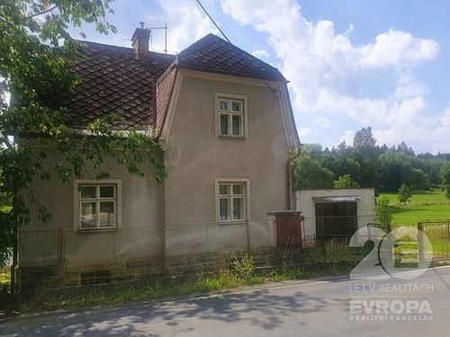 Prodaný dům 190 m², pozemek 3000 m²