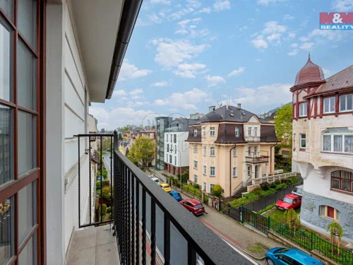 Prodej domu 895 m², pozemek 1336 m²