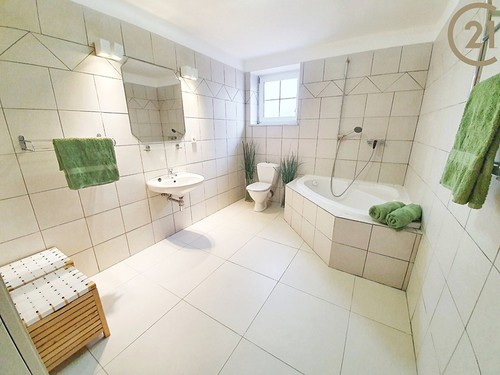 Prodaný dům 290 m², pozemek 444 m²