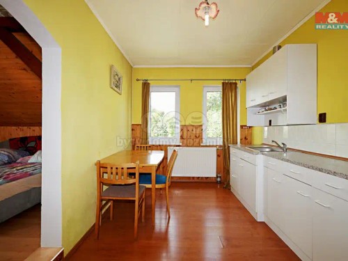 Prodaná chata 193 m², pozemek 607 m²