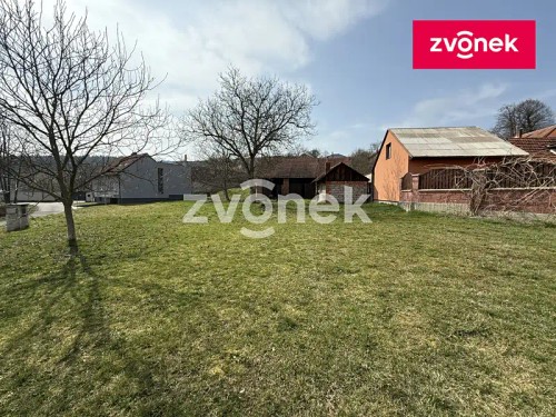 Prodej stavebního pozemku 800 m²