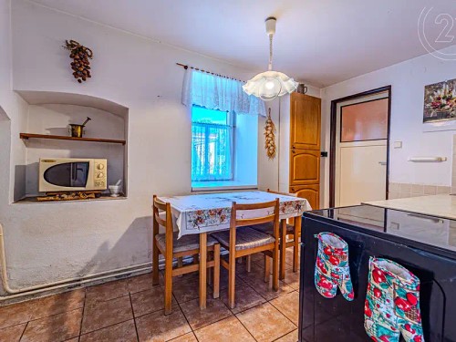 Prodaný dům 117 m², pozemek 1808 m²