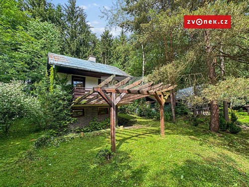 Prodaná chata 60 m², pozemek 654 m²