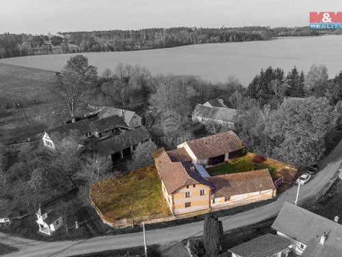 Prodaný dům 375 m², pozemek 1145 m²