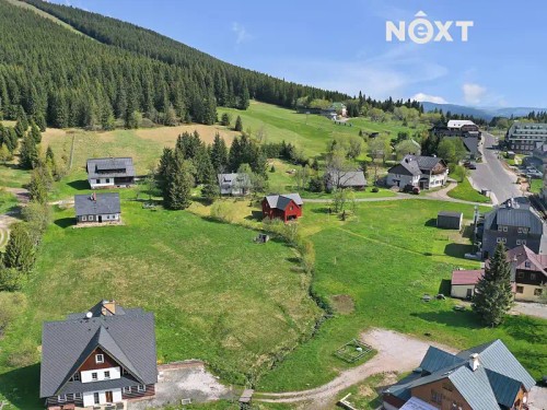 Prodej stavebního pozemku 2417 m²
