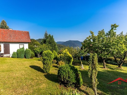 Prodaná chata 40 m², pozemek 494 m²
