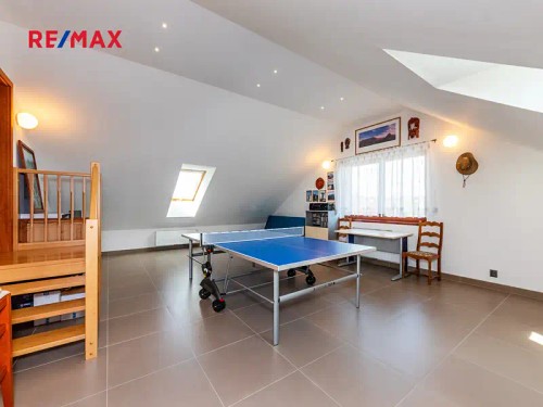 Prodej domu 392 m², pozemek 973 m²