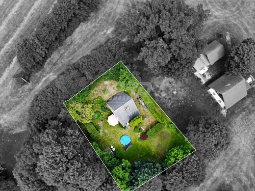 Prodaná chata 100 m², pozemek 415 m²