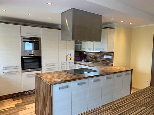 Prodaný dům 270 m², pozemek 970 m²