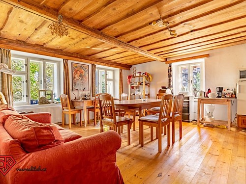 Prodaný dům 210 m², pozemek 2452 m²