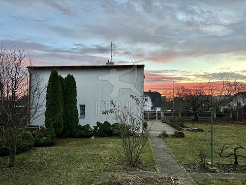 Prodaný dům 245 m², pozemek 1153 m²