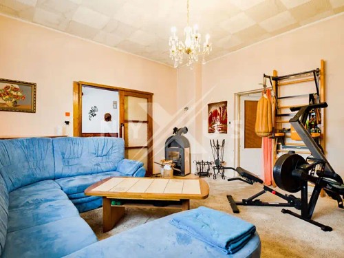 Prodej domu 315 m², pozemek 1555 m²