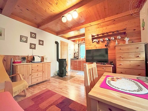 Prodaná chata 49 m², pozemek 931 m²