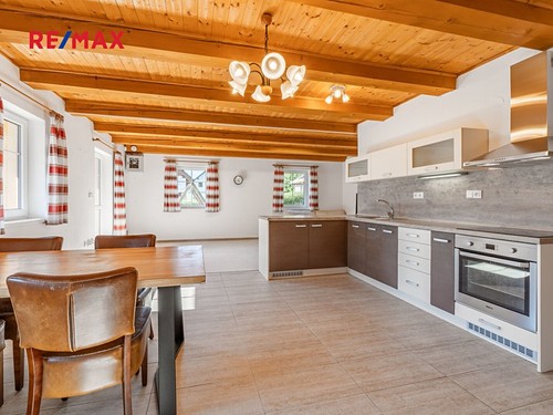 Prodaná chalupa 189 m², pozemek 897 m²