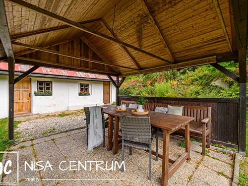 Prodaná chata 180 m², pozemek 1665 m²