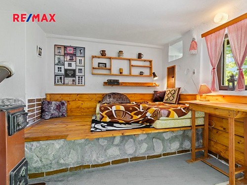 Prodaná chata 42 m², pozemek 689 m²