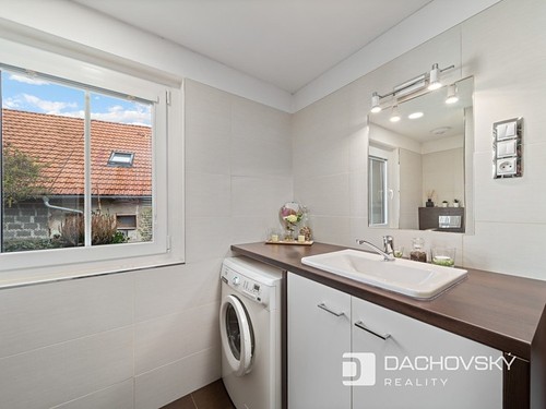 Prodaný dům 240 m², pozemek 1013 m²
