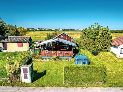 Prodaná chata 17 m², pozemek 242 m²