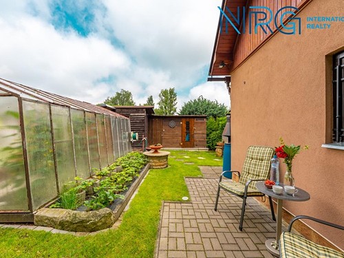 Prodaná chata 45 m², pozemek 330 m²