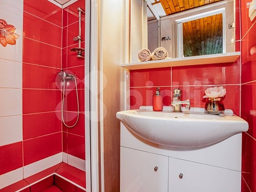Prodaná chata 110 m², pozemek 560 m²