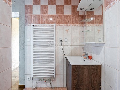 Prodaný dům 250 m², pozemek 2226 m²