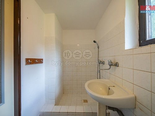 Prodaná chata 70 m², pozemek 793 m²