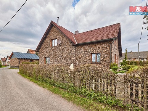 Prodaný dům 220 m², pozemek 2191 m²