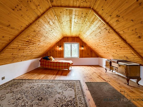 Prodaný dům 200 m², pozemek 1994 m²