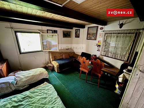 Prodaná chata 30 m², pozemek 6254 m²