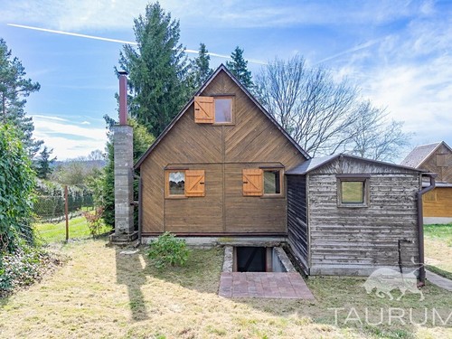 Prodaná chata 45 m², pozemek 542 m²