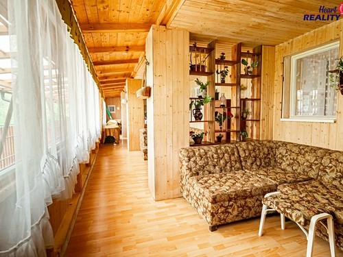 Prodej chaty 462 m², pozemek 688 m²