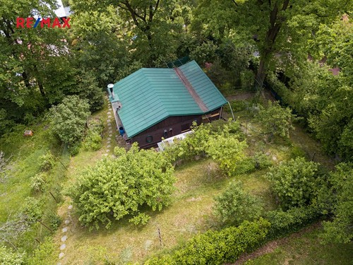 Prodaná chata 52 m², pozemek 381 m²