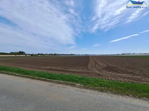 Prodej stavebního pozemku 973 m²