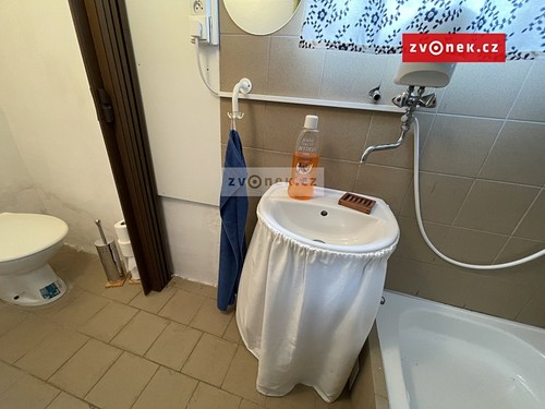 Prodaná chata 63 m², pozemek 651 m²