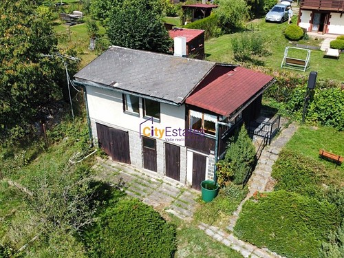 Prodaná chata 60 m², pozemek 423 m²