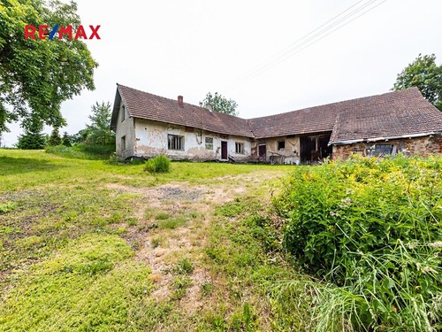 Prodaný dům 290 m², pozemek 4371 m²