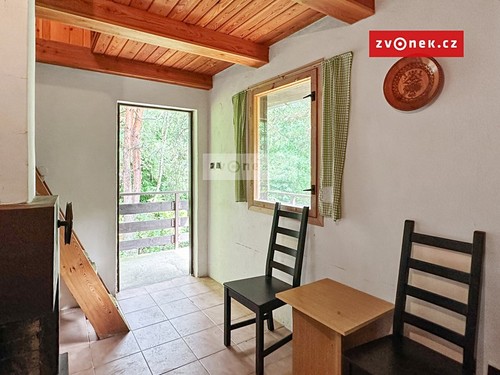 Prodaná chata 60 m², pozemek 654 m²