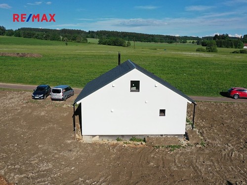 Prodaný dům 90 m², pozemek 1527 m²